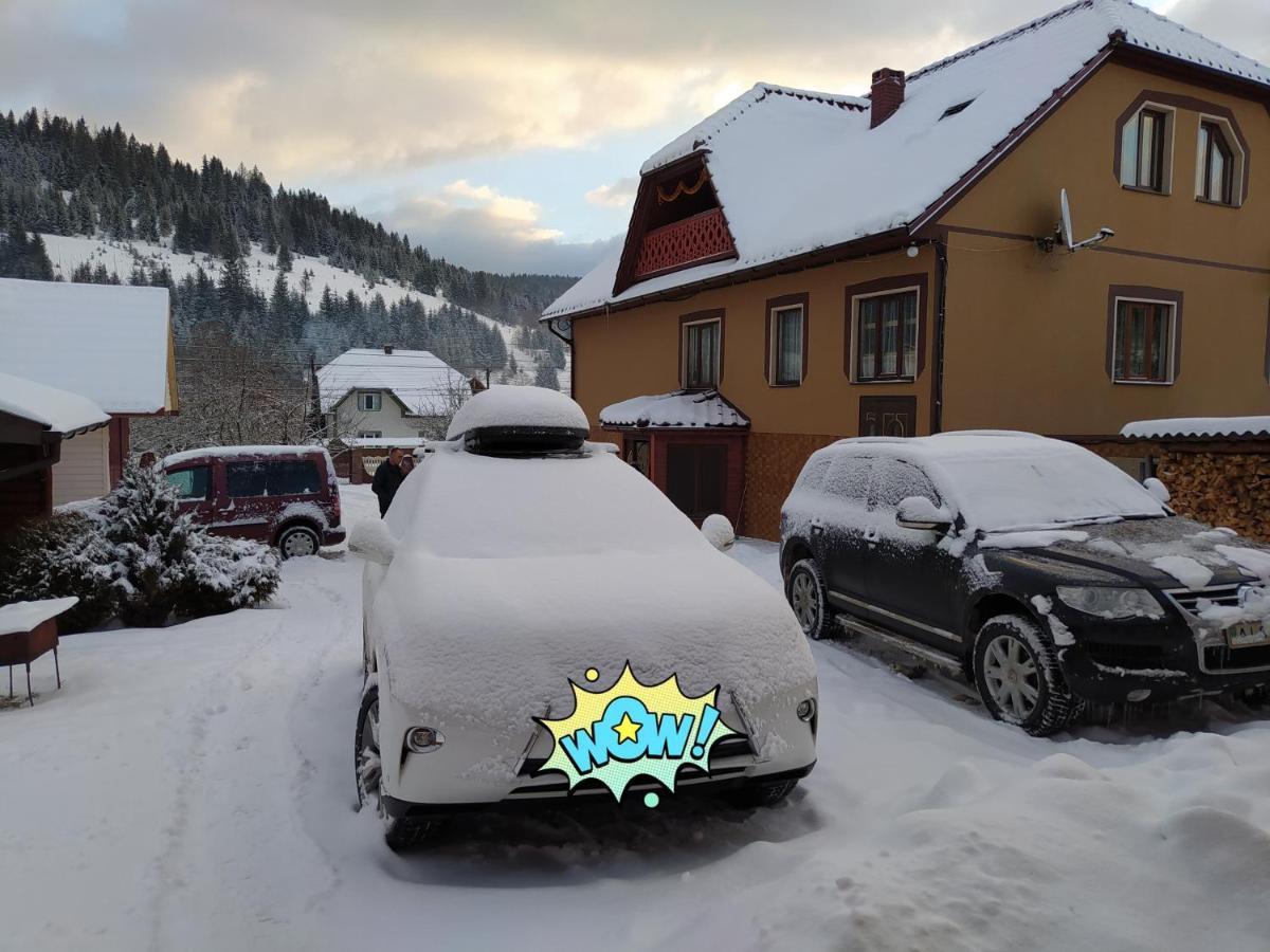 Sadyba Gostynniy Dvir Hotel Izki Buitenkant foto