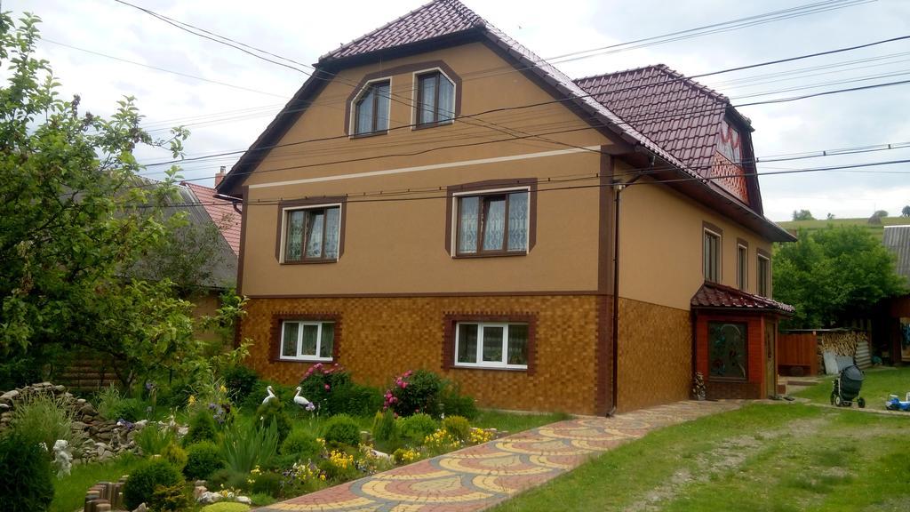 Sadyba Gostynniy Dvir Hotel Izki Buitenkant foto