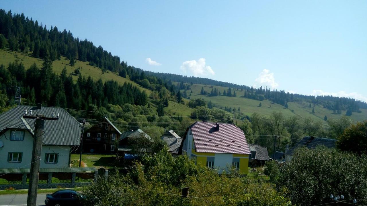 Sadyba Gostynniy Dvir Hotel Izki Buitenkant foto